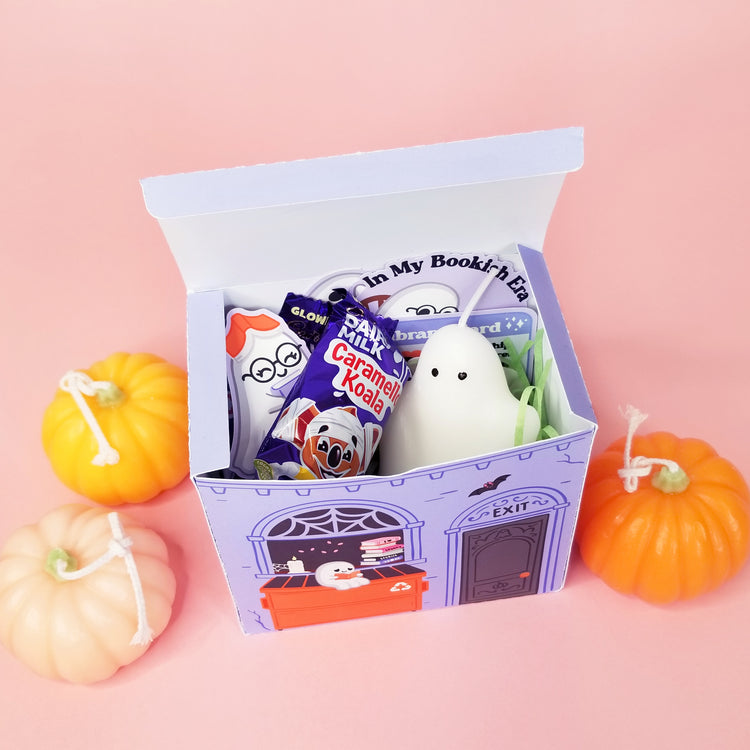 Print and Cut Ghost Library 3D Treat Box