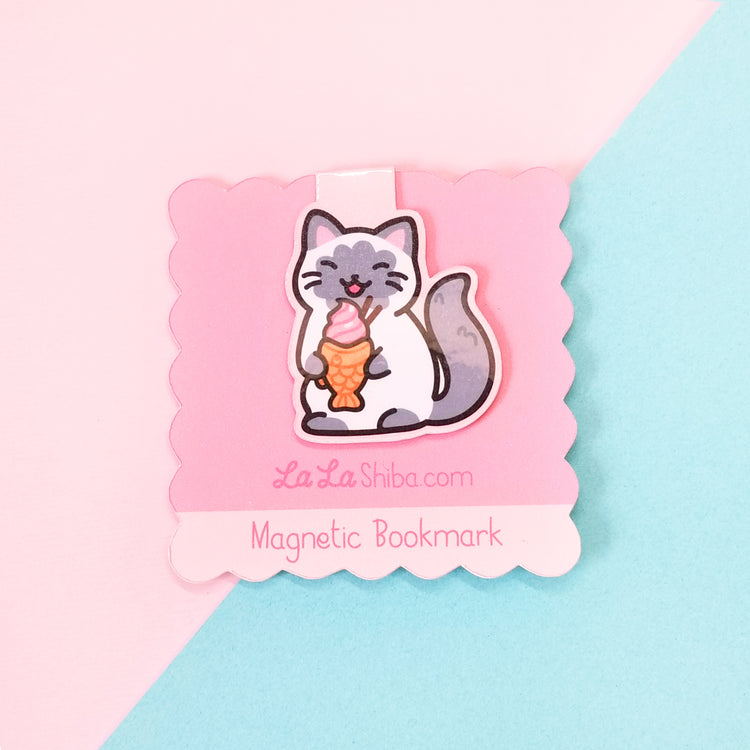 Siamese Cat with Waffle Fish Magnetic Bookmark