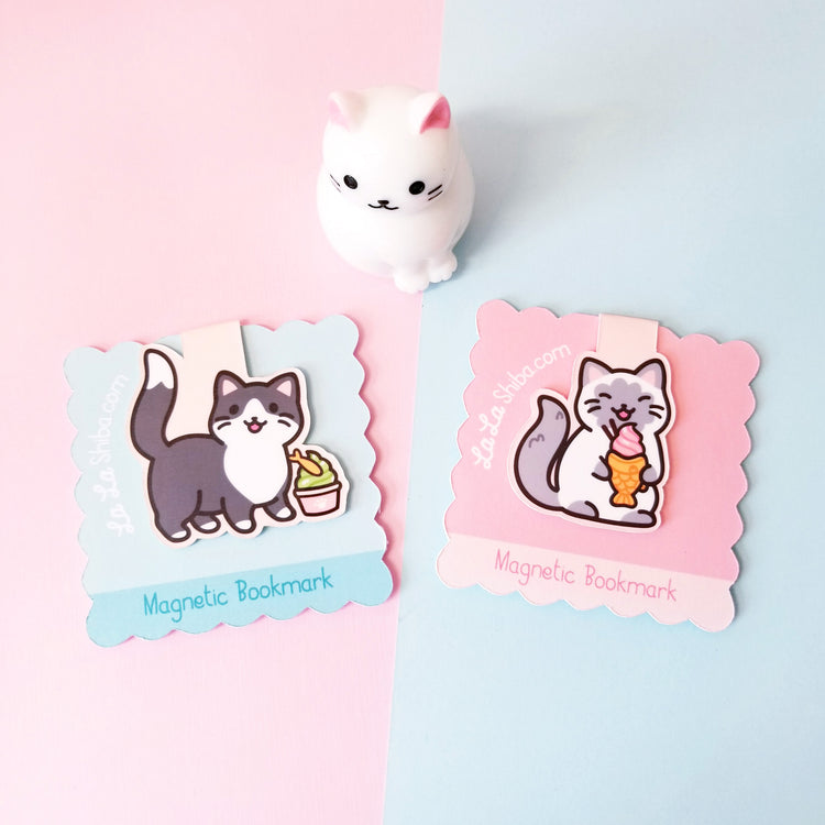 Siamese Cat with Waffle Fish Magnetic Bookmark